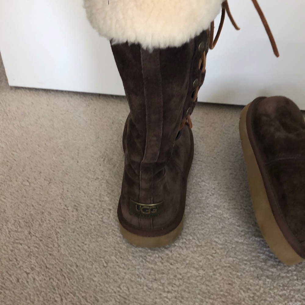 Ugg boots - Picture 3 of 3